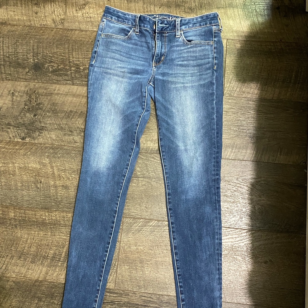 8 long American eagle jeans